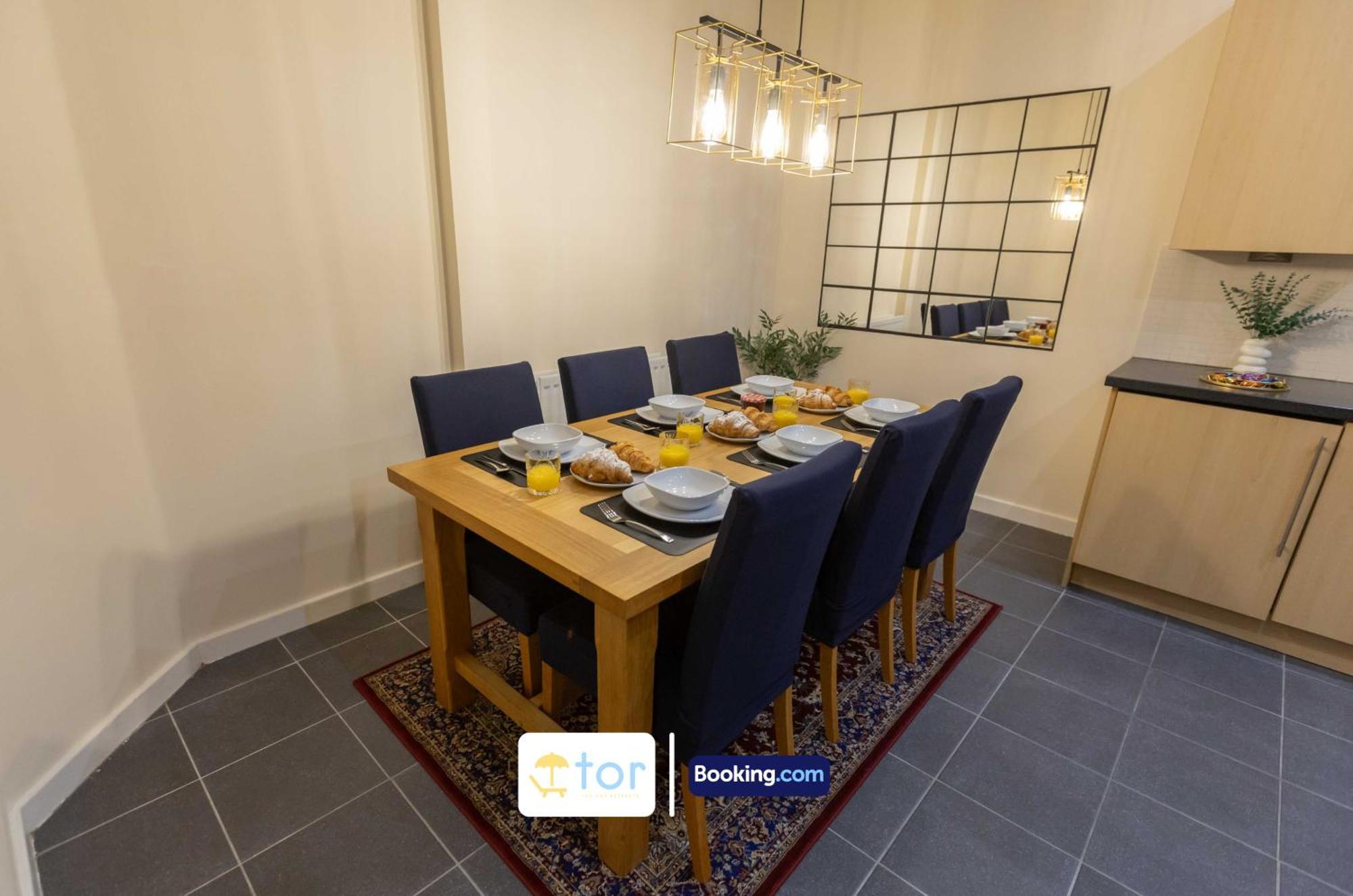 Apartment 2 Bedroom By The One Retreats Short Lets & Serviced Close To Gatwick Airport