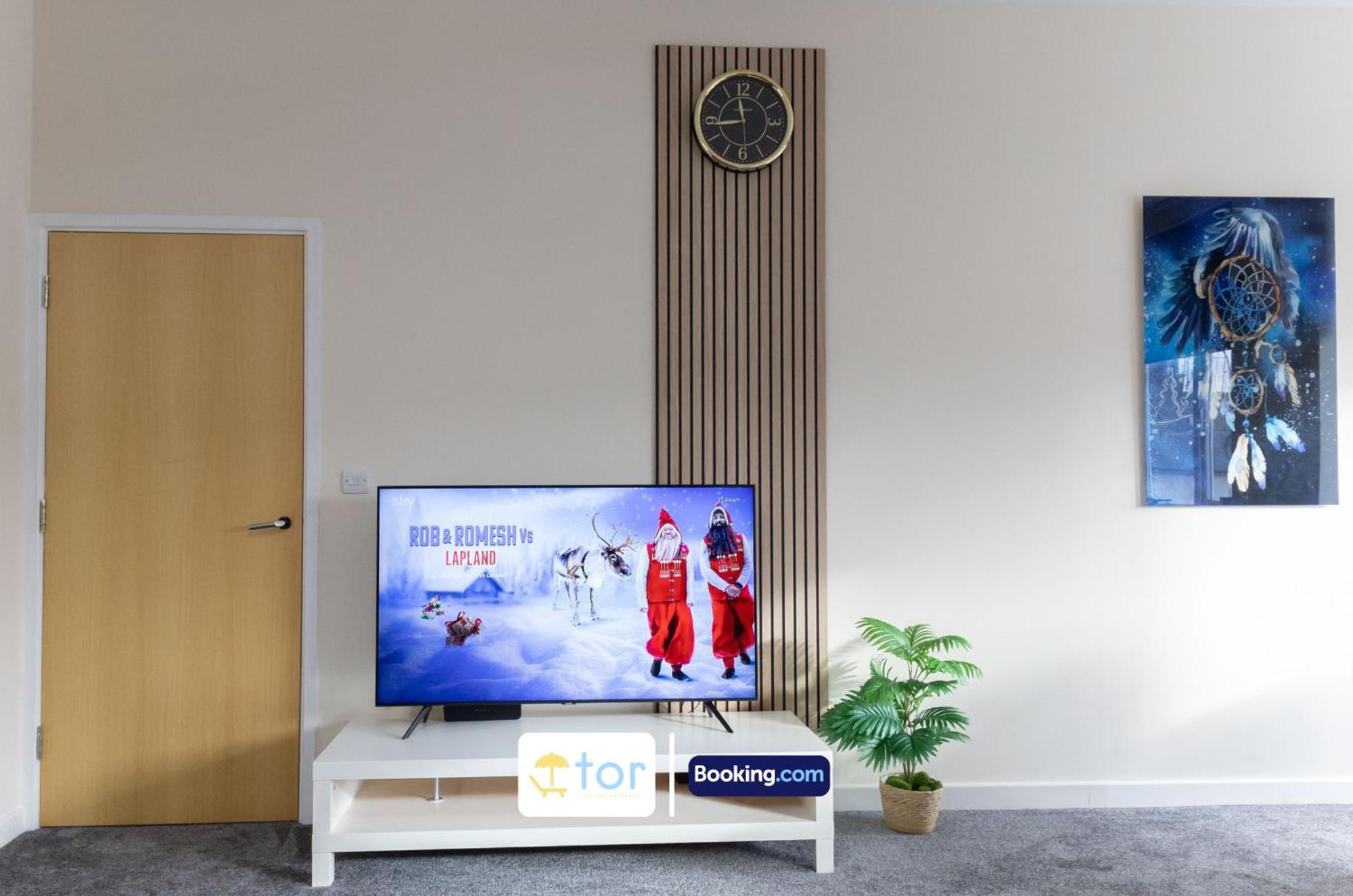 Apartment 2 Bedroom By The One Retreats Short Lets & Serviced Close To Gatwick Airport
